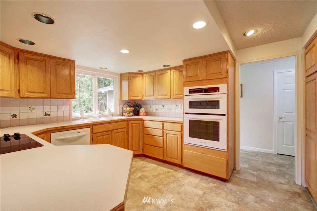 20624 Southeast 192nd Street Renton, WA 98058 - Photo 7 of 40 Gallery Image 7