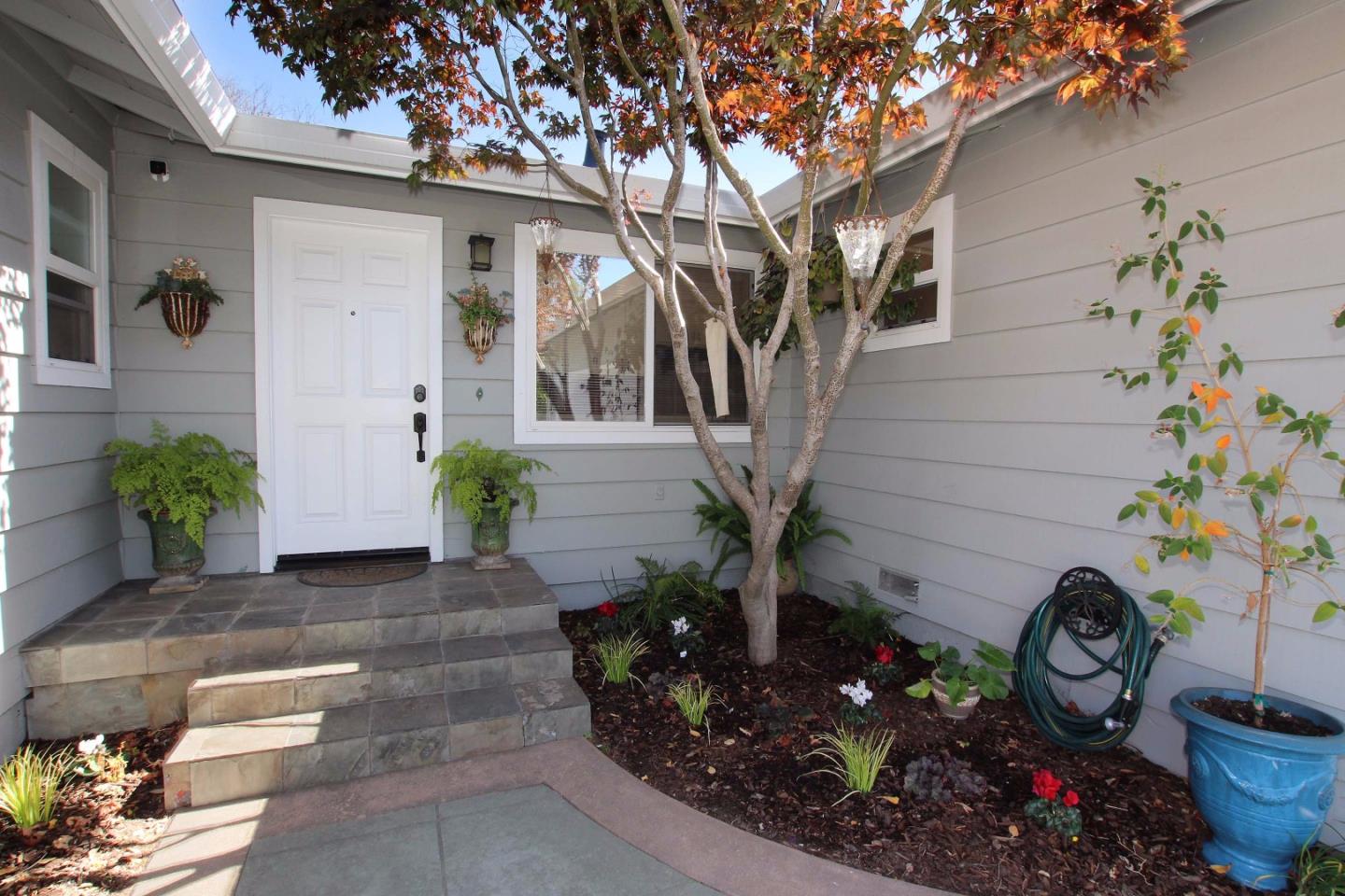 1252 Graham Hill Road Santa Cruz, CA 95060 - Photo 7 of 32 Gallery Image 7