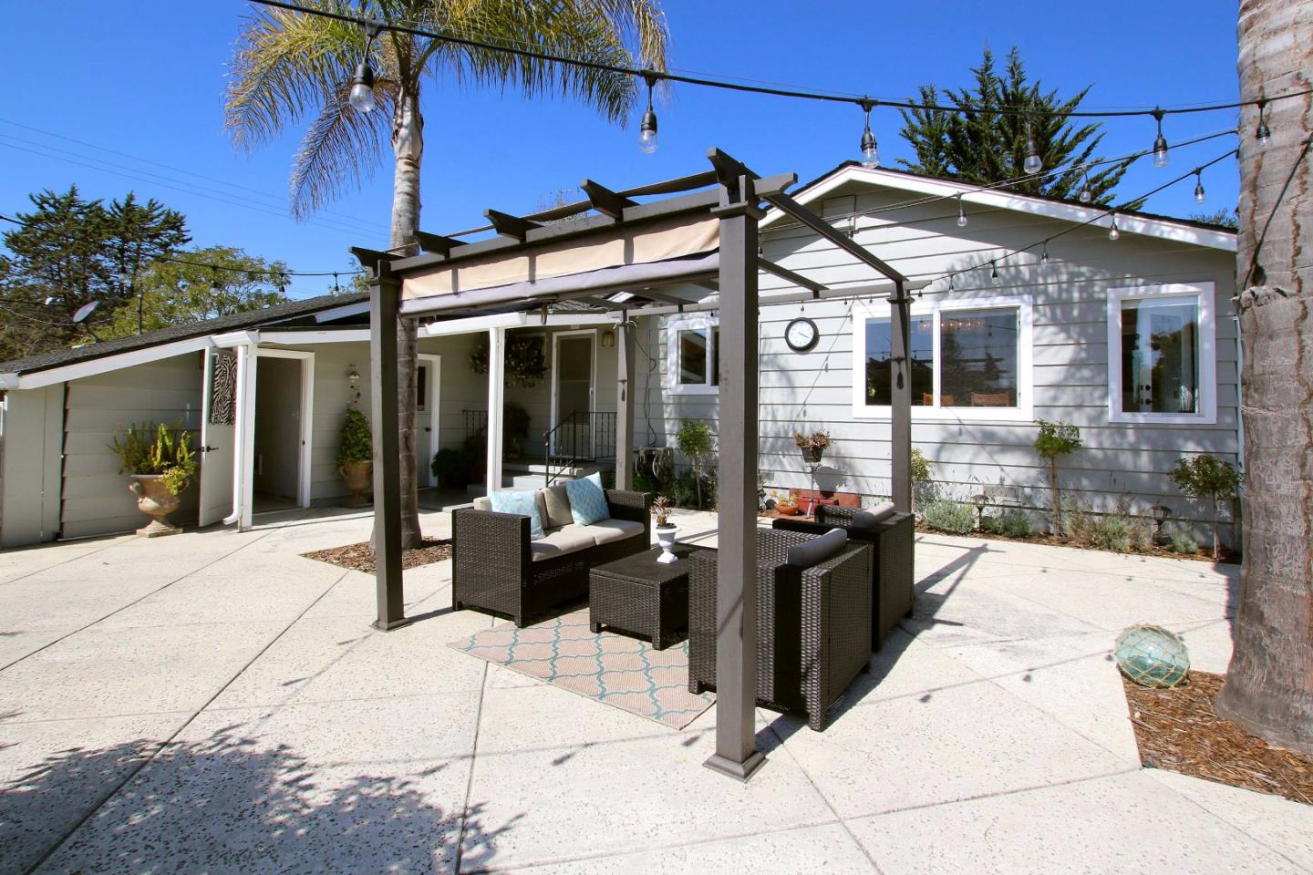 1252 Graham Hill Road Santa Cruz, CA 95060 - Photo 8 of 32 Gallery Image 8