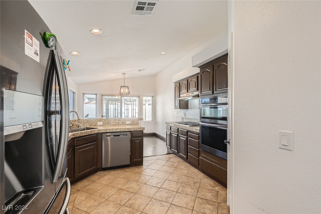 1033 Norellat Road Henderson, NV 89011 - Photo 14 of 53 Gallery Image 14