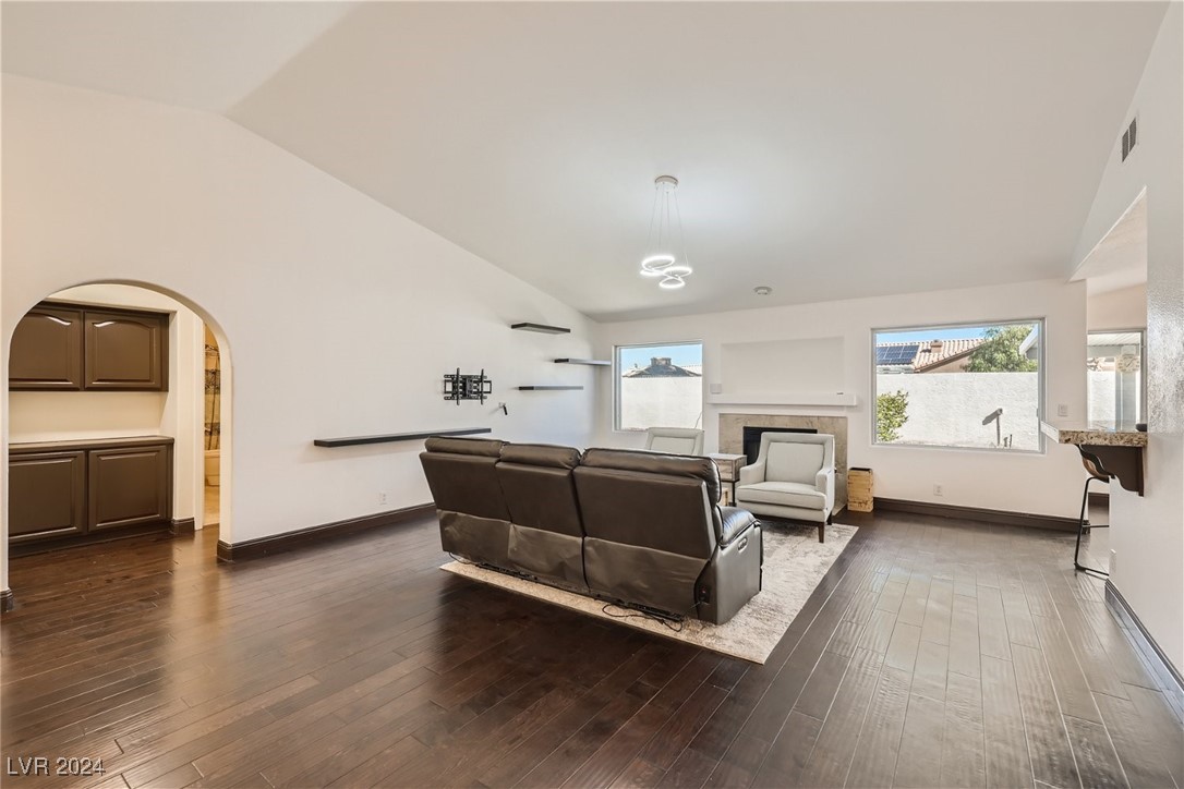 1033 Norellat Road Henderson, NV 89011 - Photo 7 of 53 Gallery Image 7