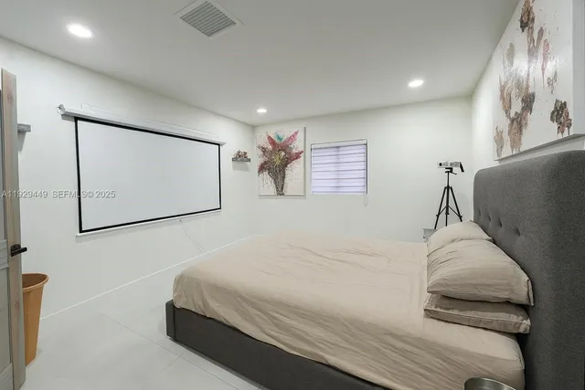 $1,800 | 926 Northwest 59th Street, Unit 2, Miami, FL 33127