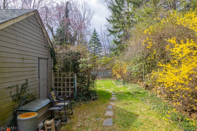 1417 Washington Valley Road Bridgewater, NJ 08807 - Photo 27 of 37