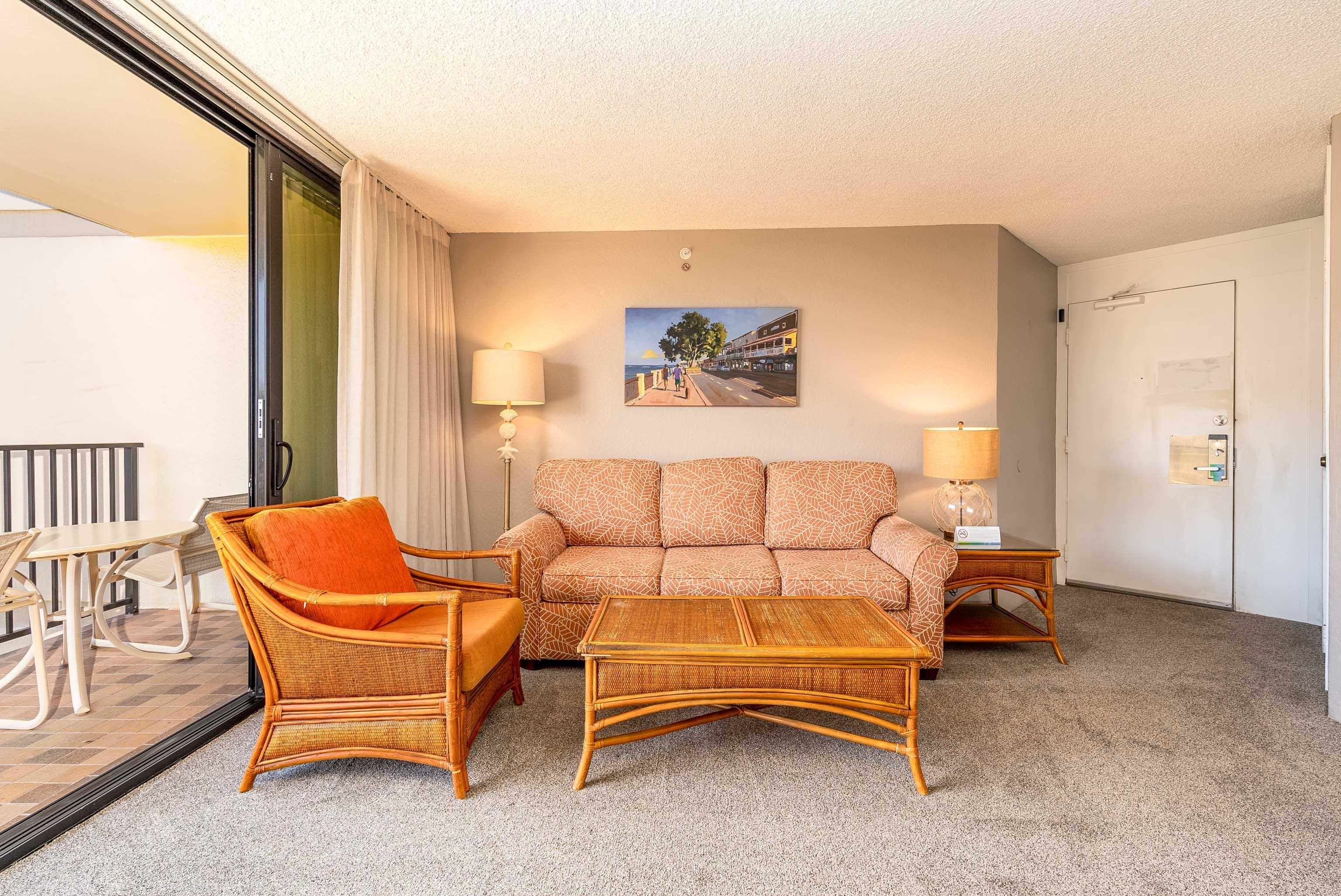 3445 Lower Honoapiilani Road, Unit 817 Lahaina, HI 96761 - Photo 6 of 44 Gallery Image 6
