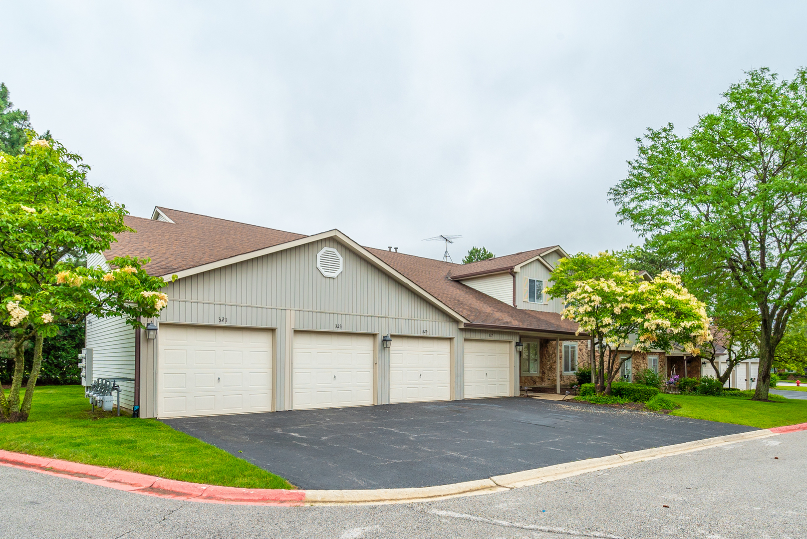 321 Windstream Court, Unit 321 Aurora, IL 60504 - Photo 16 of 26