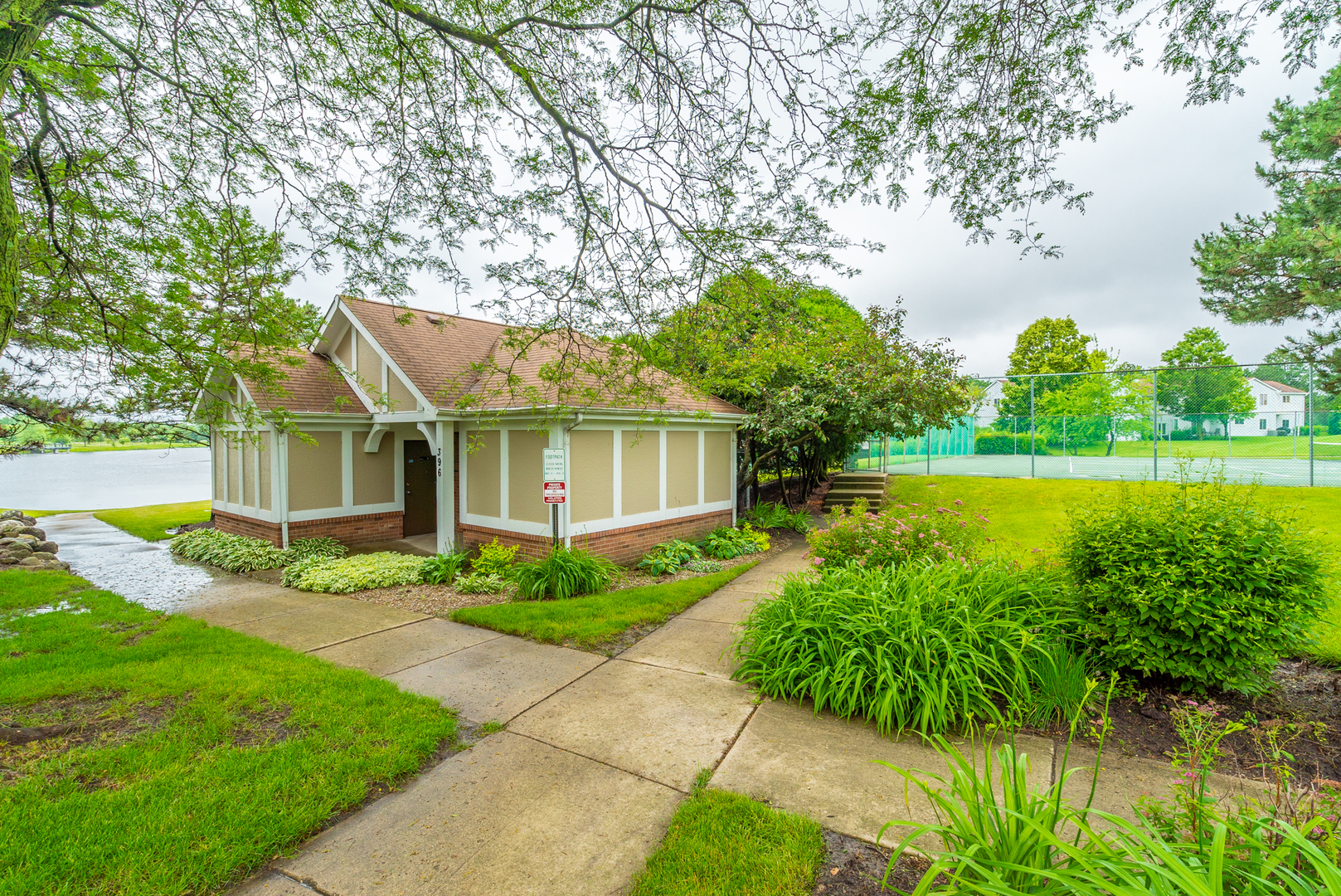 321 Windstream Court, Unit 321 Aurora, IL 60504 - Photo 24 of 26