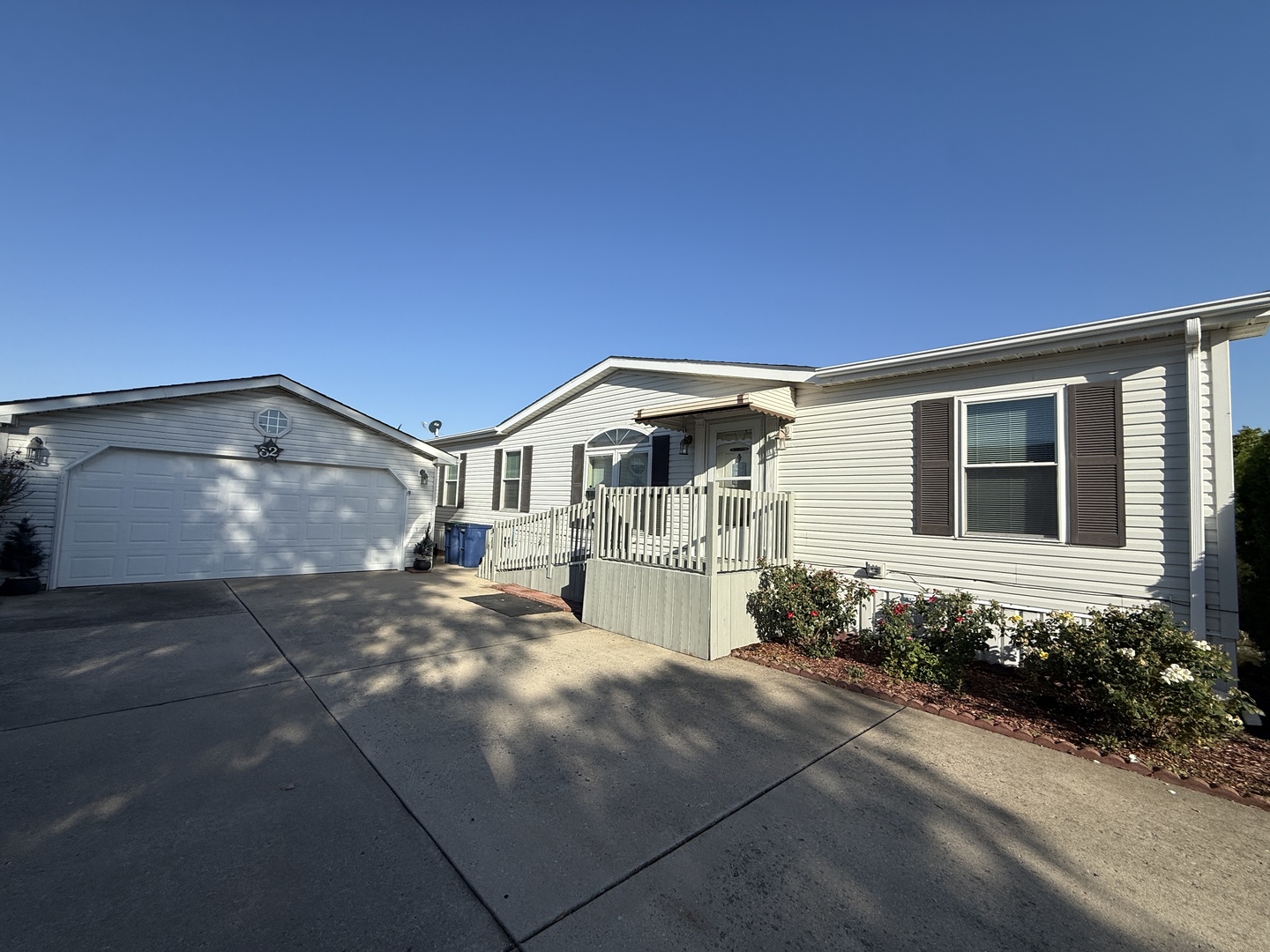 52 Crocus Lane Matteson, IL 60443 - Photo 2 of 23