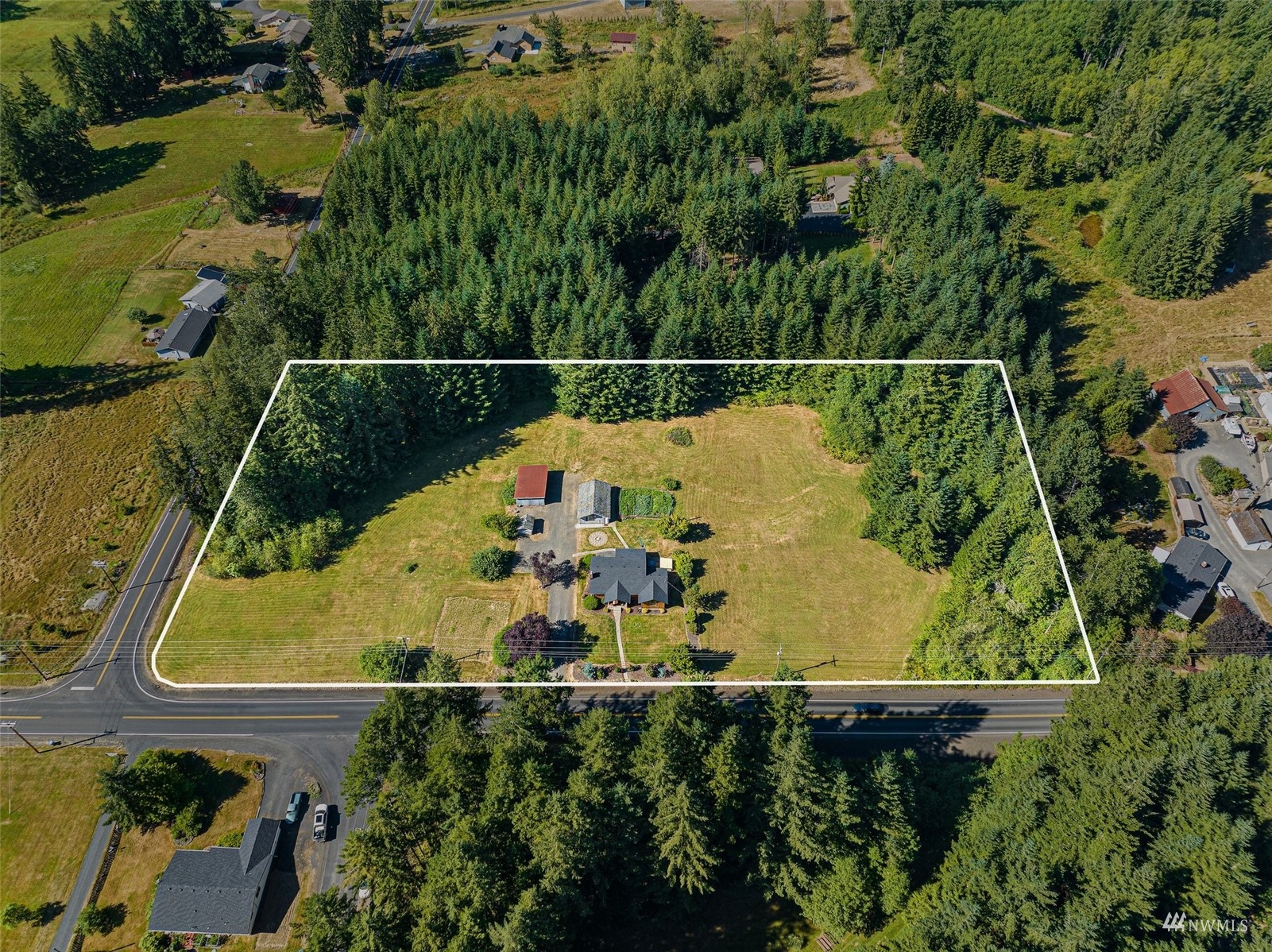 342 Chilvers Road Chehalis, WA 98532 - Photo 7 of 31 an aerial view of residential house with swimming pool and outdoor space