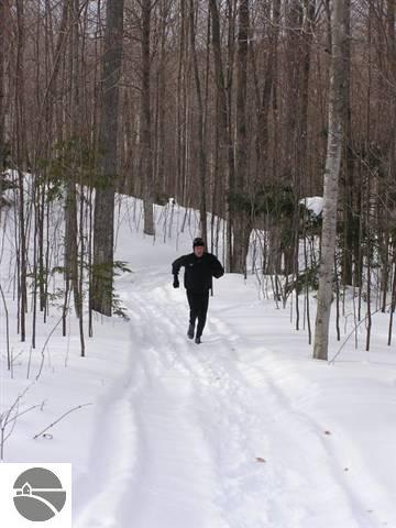 5697 Goshawk Ridge Traverse City, MI 49684 - Photo 21 of 25 1840276-20.JPG