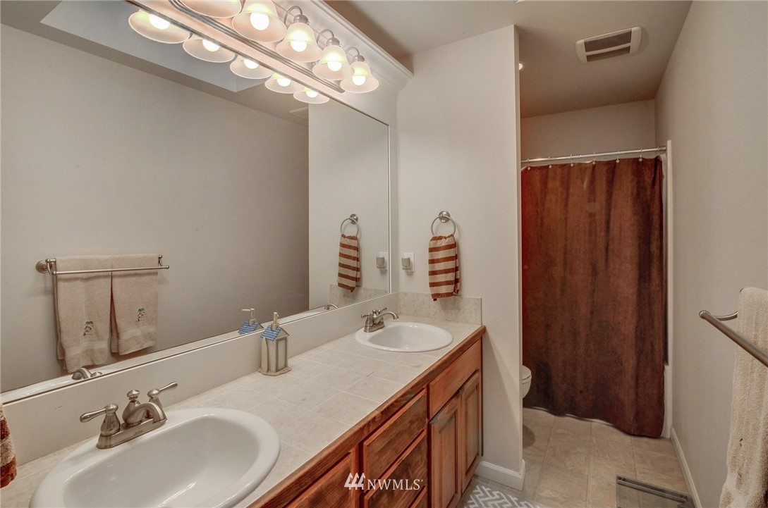 23529 19th Avenue West Bothell, WA 98021 - Photo 16 of 22