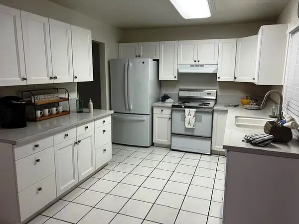 $334,000 | 8828 La Riviera Drive, Unit C, Sacramento, CA 95826