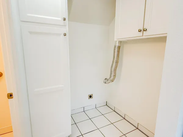 $334,000 | 8828 La Riviera Drive, Unit C, Sacramento, CA 95826