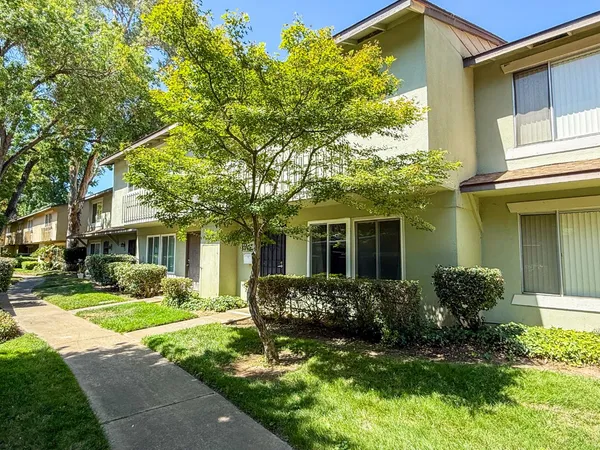 $334,000 | 8828 La Riviera Drive, Unit C, Sacramento, CA 95826