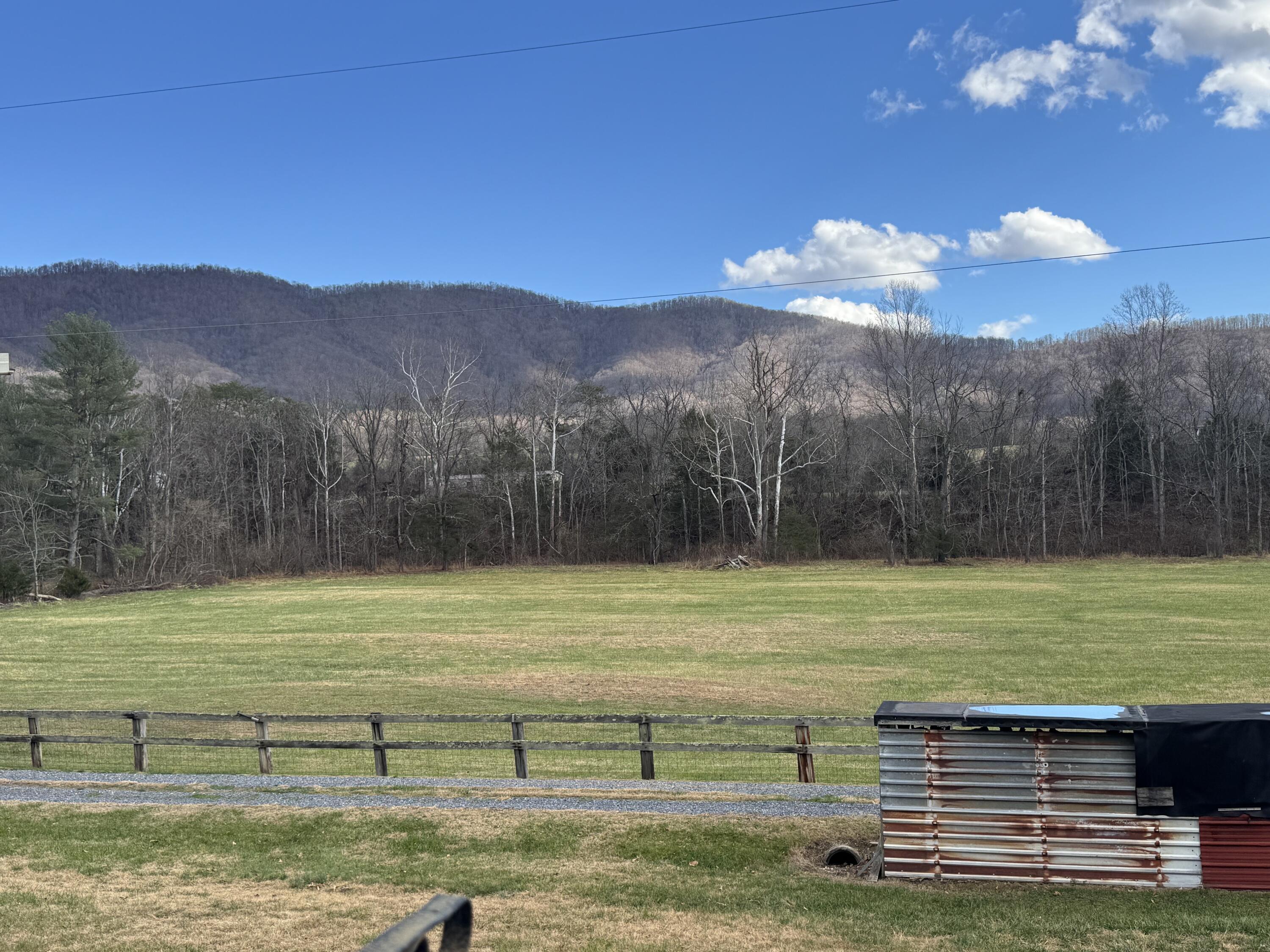 1333 Falling Leaf Lane Montvale, VA 24122 - Photo 6 of 7 a view of a city