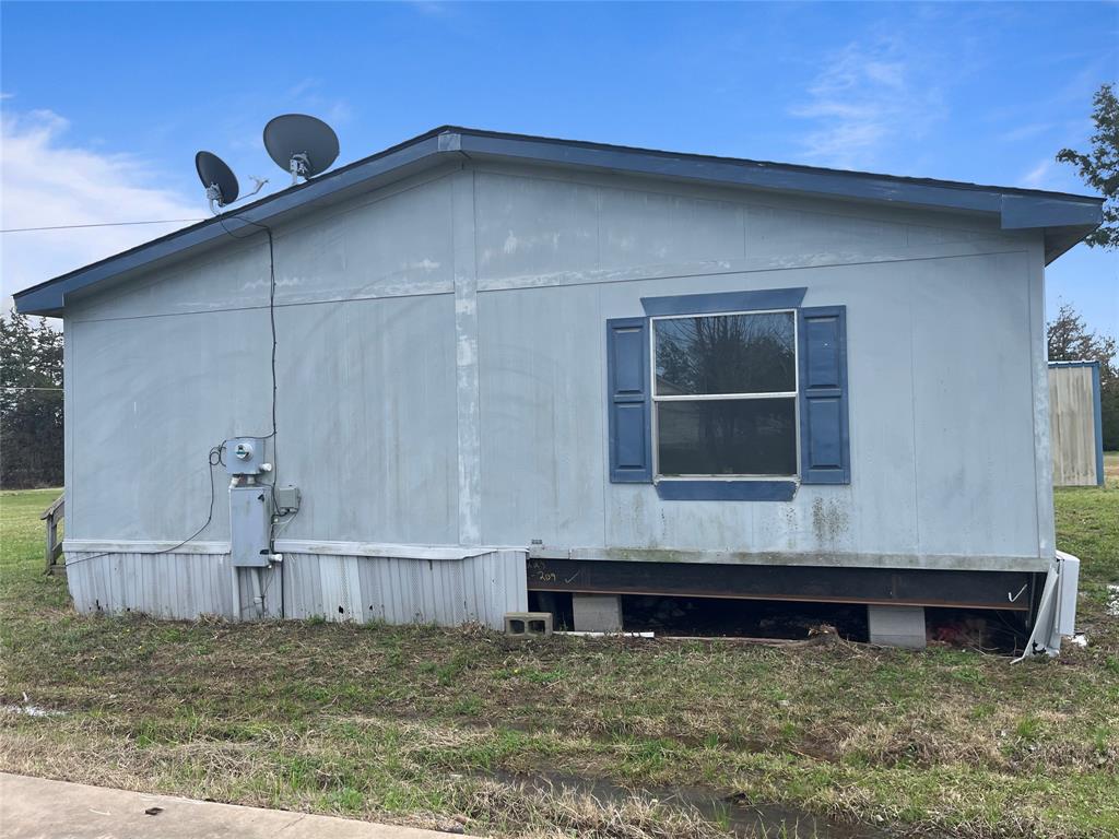 193 Gun Club Road Denison, TX 75021 - Photo 4 of 20