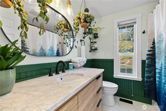 $499,750 | 2123 North Viewcrest Place, Oak Harbor, WA 98277