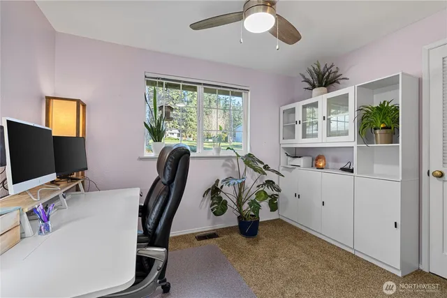 $499,750 | 2123 North Viewcrest Place, Oak Harbor, WA 98277