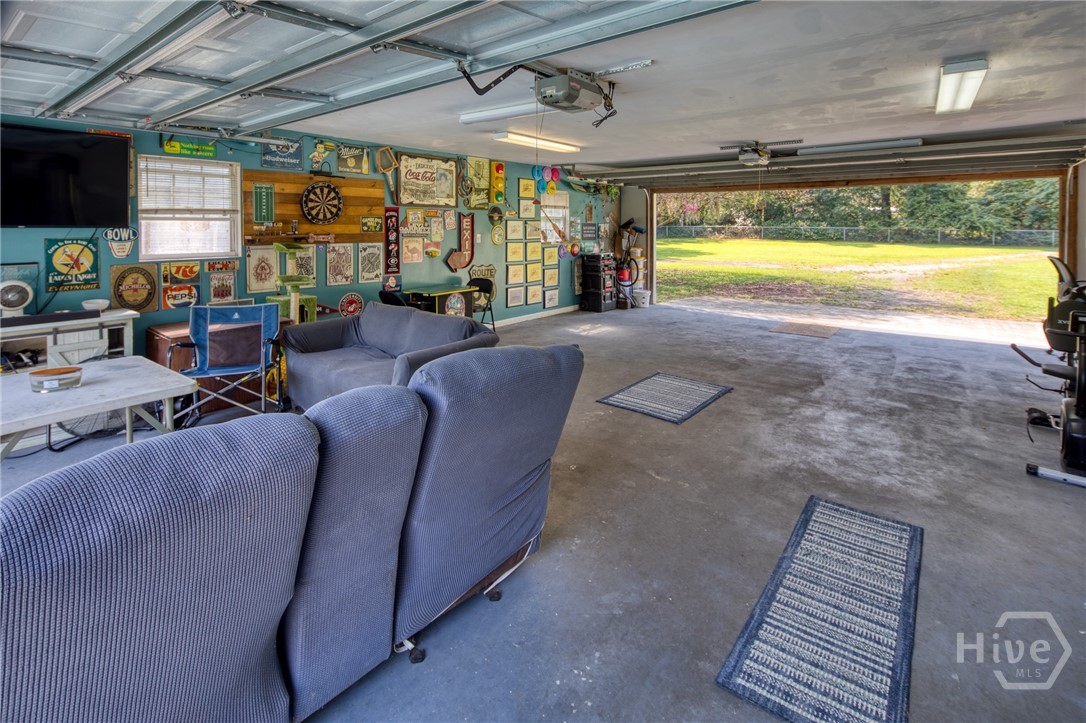 325 Adams Road Bloomingdale, GA 31302 - Photo 34 of 49 Gallery Image 34