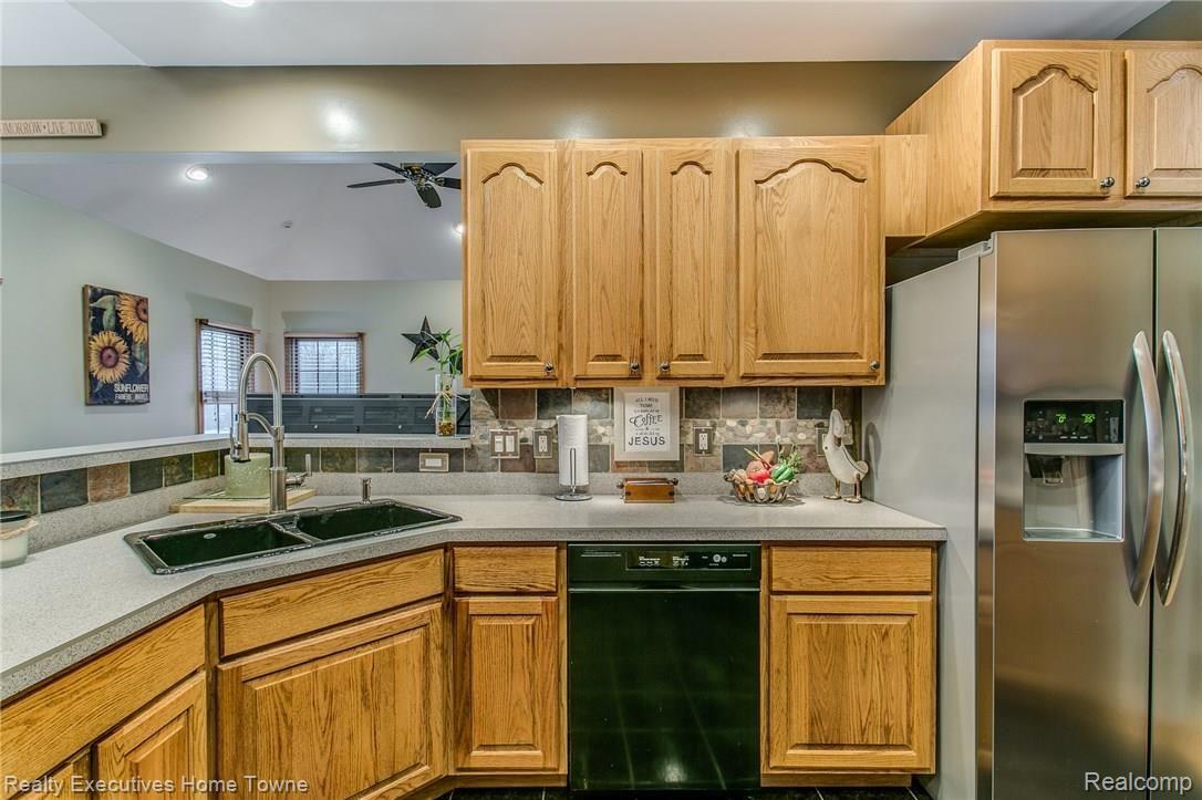 9696 Oatman Road Avoca, MI 48006 - Photo 10 of 35 9696 Oatman-30.jpg