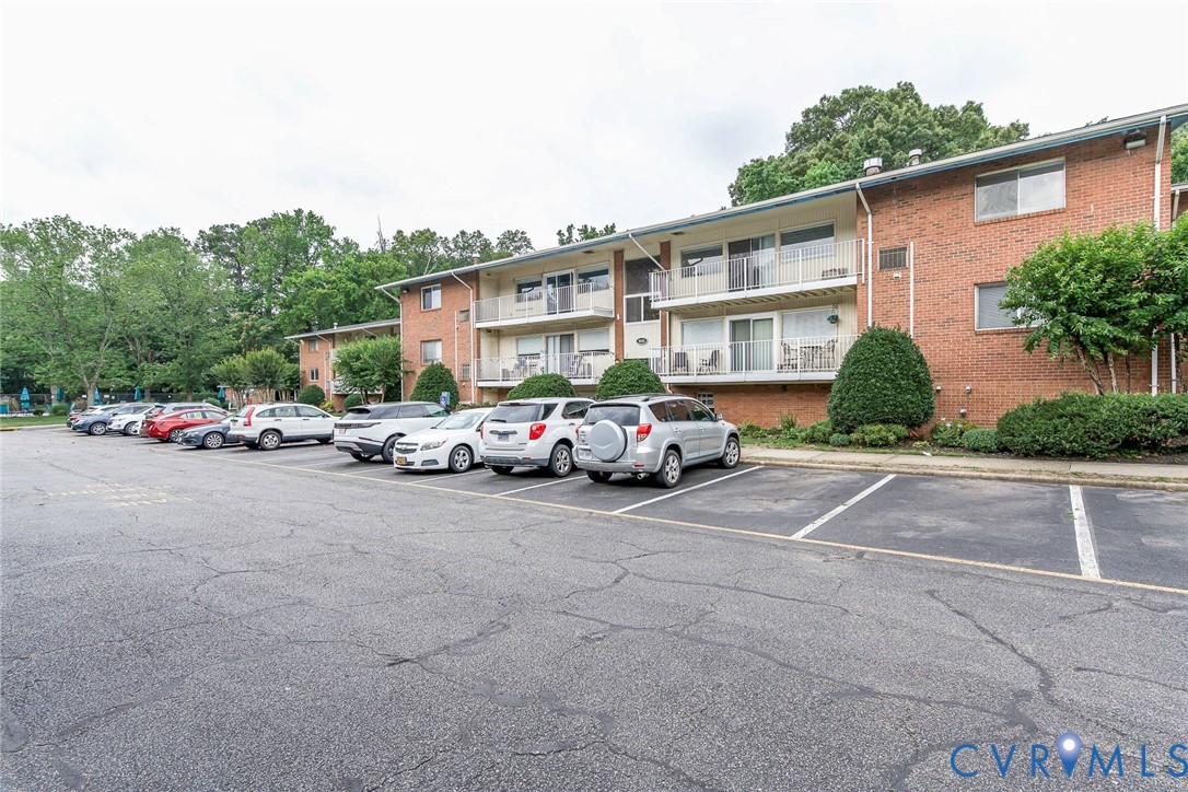 5616 Crenshaw Road, Unit 934 Richmond, VA 23227 - Photo 3 of 26
