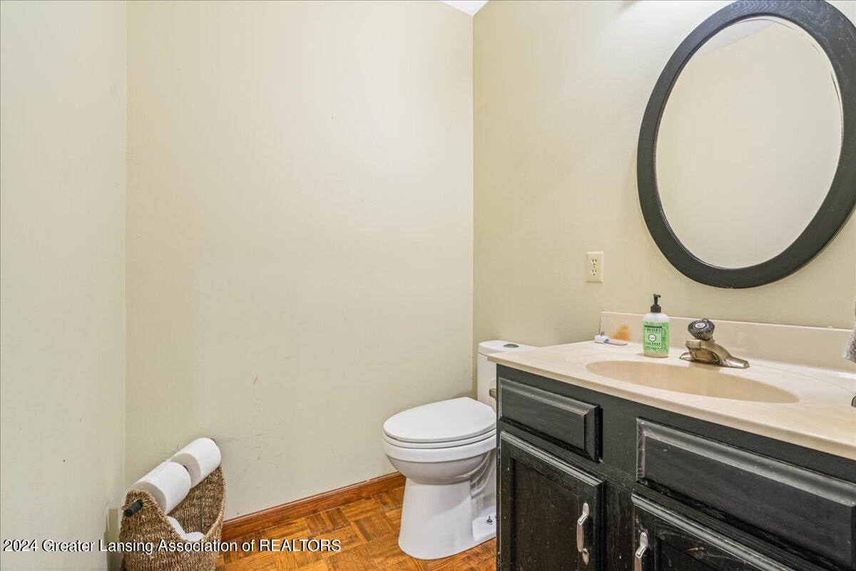 823 Wolverine Road Mason, MI 48854 - Photo 27 of 47 Bathroom