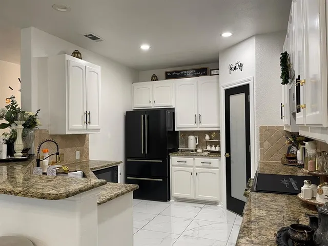 $459,900 | 1603 Pacific Avenue, Ennis, TX 75119