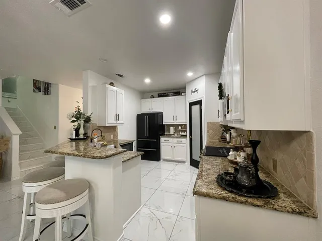 $459,900 | 1603 Pacific Avenue, Ennis, TX 75119