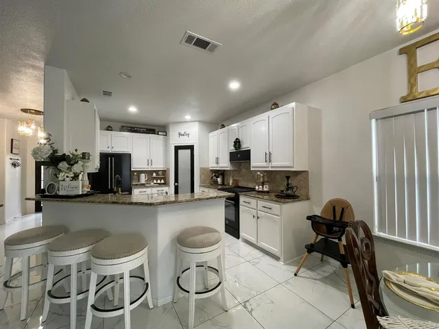 $459,900 | 1603 Pacific Avenue, Ennis, TX 75119