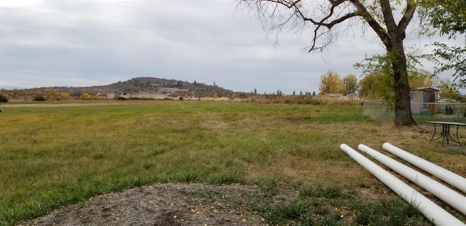 2492 Stevens Road Eagle Point, OR 97524 - Photo 12 of 15 a view of a yard with an outdoor space