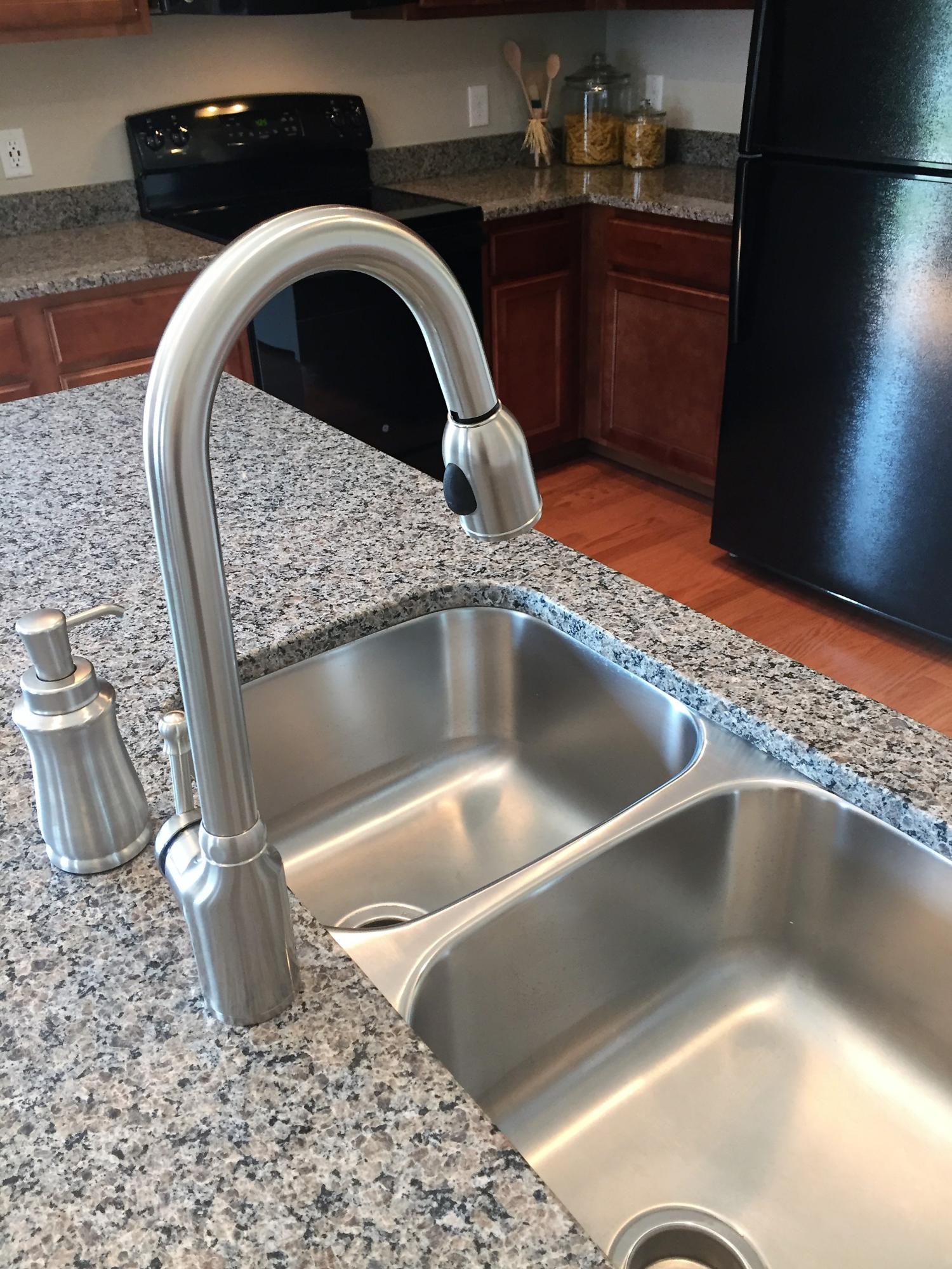 380 Flyway Road Goose Creek, SC 29445 - Photo 6 of 11 Kitchen Sink in Island