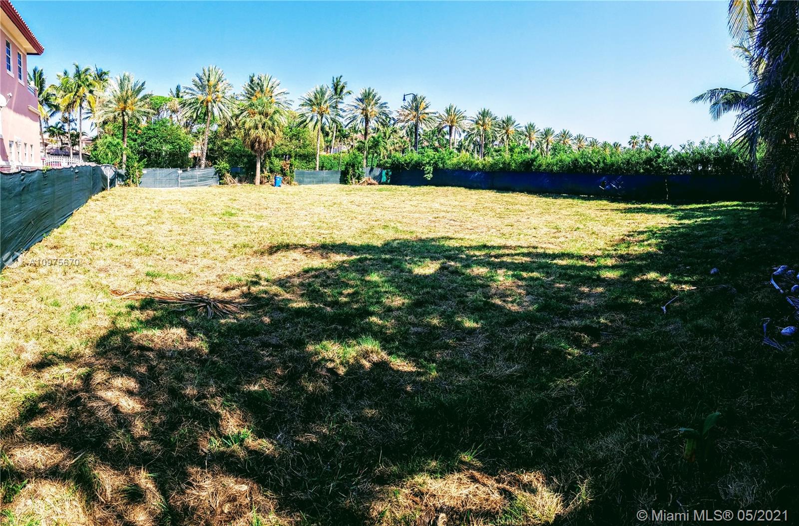 652 Ocean Boulevard Golden Beach, FL 33160 - Photo 2 of 14