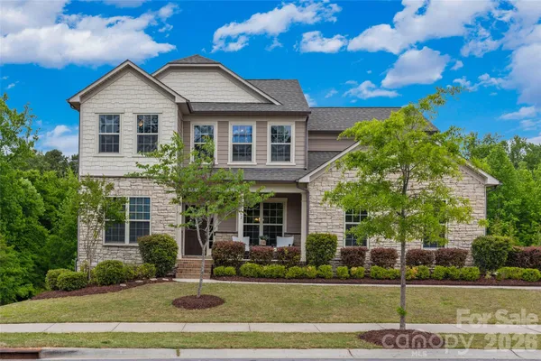 $999,999 | 2862 Creekview Drive, Waxhaw, NC 28173