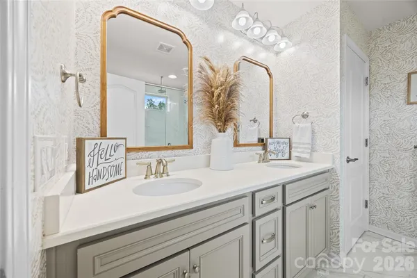 $999,999 | 2862 Creekview Drive, Waxhaw, NC 28173