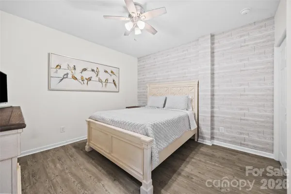 $999,999 | 2862 Creekview Drive, Waxhaw, NC 28173