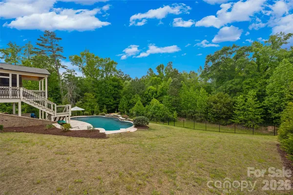 $999,999 | 2862 Creekview Drive, Waxhaw, NC 28173