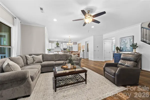 $999,999 | 2862 Creekview Drive, Waxhaw, NC 28173