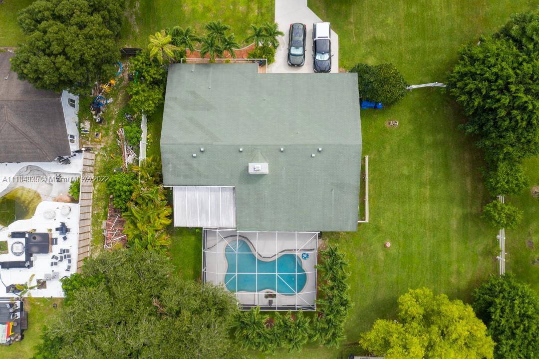 5921 Southwest 195th Terrace Southwest Ranches, FL 33332 - Photo 3 of 76 Gallery Image 3