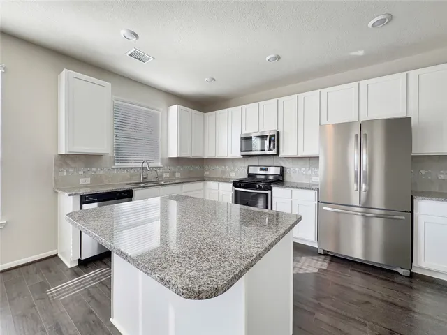 $302,000 | 2024 Elkington Circle, Conroe, TX 77304