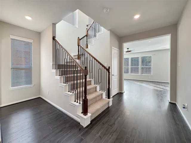 $302,000 | 2024 Elkington Circle, Conroe, TX 77304