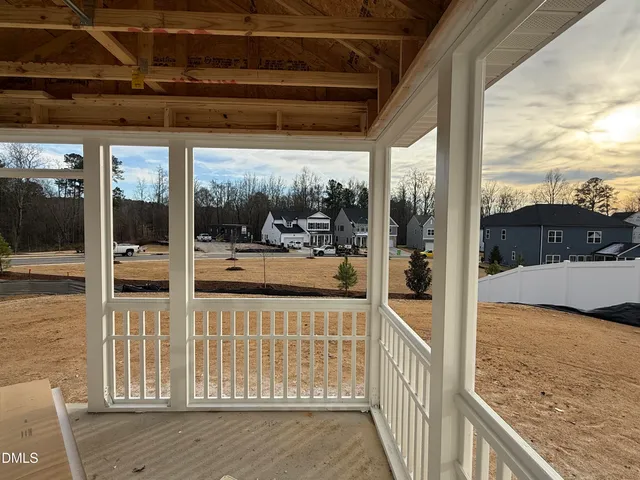 a picture of a bathroom sink