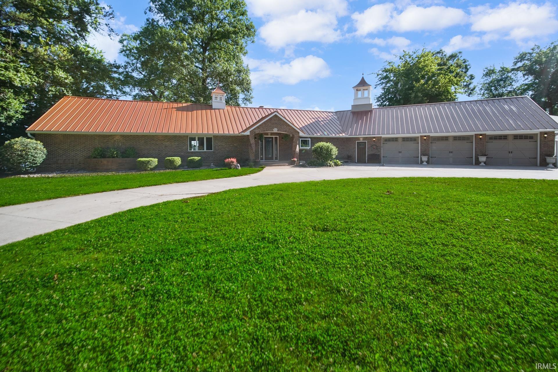 16290 Pretty Lake Road Plymouth, IN 46563 - Photo 8 of 47