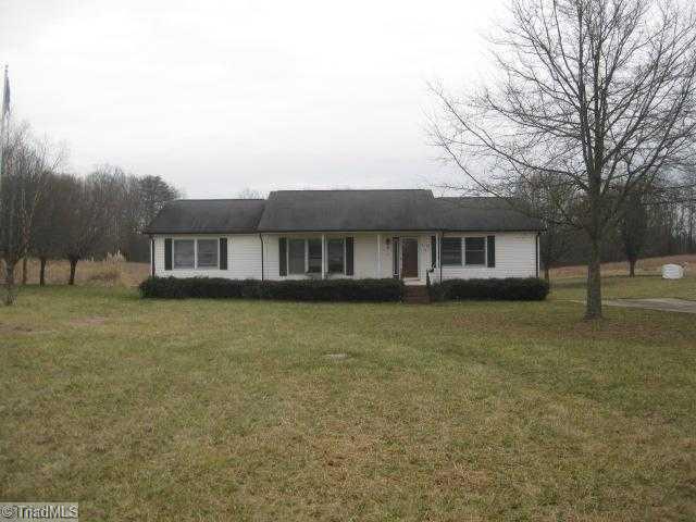 818 Crowder Road Shelby, NC 28150 - Photo 1 of 5 Exterior Front.