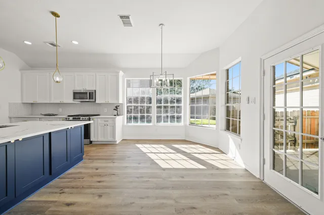 $569,500 | 1119 Summer Brook Court, Sugar Land, TX 77479