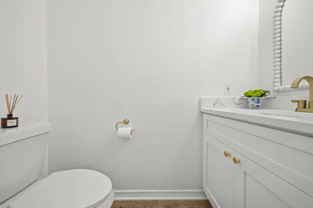 $569,500 | 1119 Summer Brook Court, Sugar Land, TX 77479