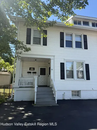 $1,800 | 86 Ulster Avenue, Unit B, Saugerties, NY 12477