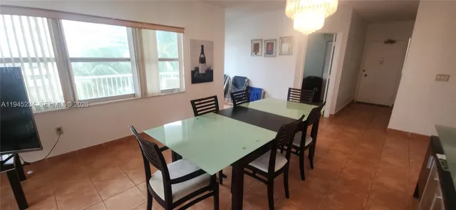 $2,500 | 1985 South Ocean Drive, Unit 3P, Hallandale Beach, FL 33009