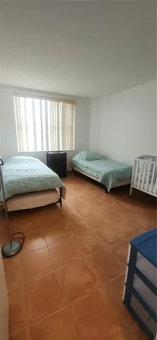 $2,500 | 1985 South Ocean Drive, Unit 3P, Hallandale Beach, FL 33009