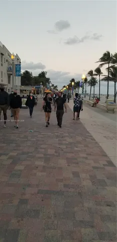 $2,500 | 1985 South Ocean Drive, Unit 3P, Hallandale Beach, FL 33009