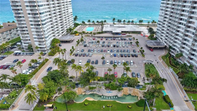 $2,500 | 1985 South Ocean Drive, Unit 3P, Hallandale Beach, FL 33009