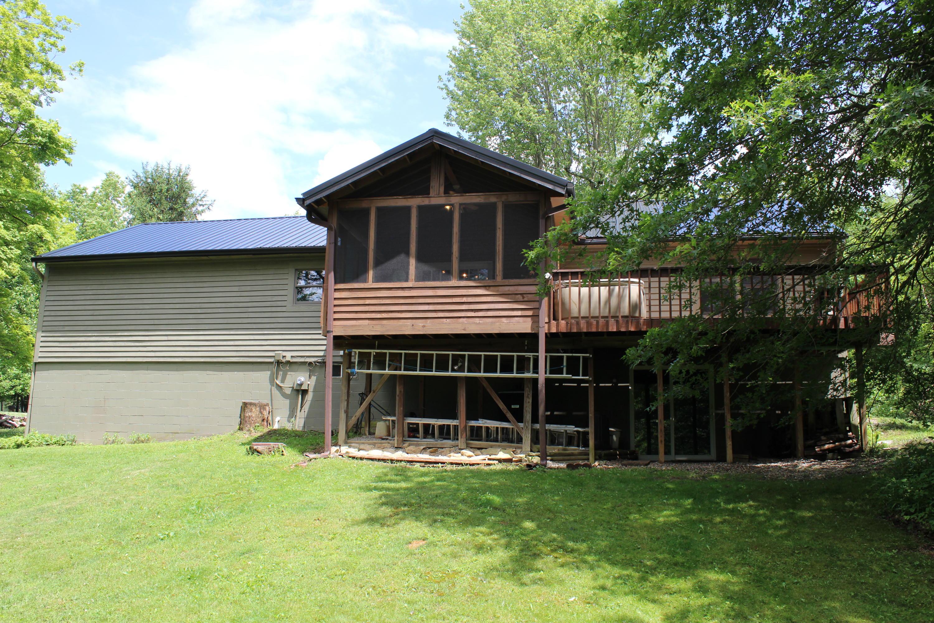 963 Middle Ground Road Southwest Pataskala, OH 43062 - Photo 4 of 31